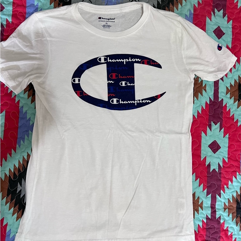 EUC- Champion T-shirt